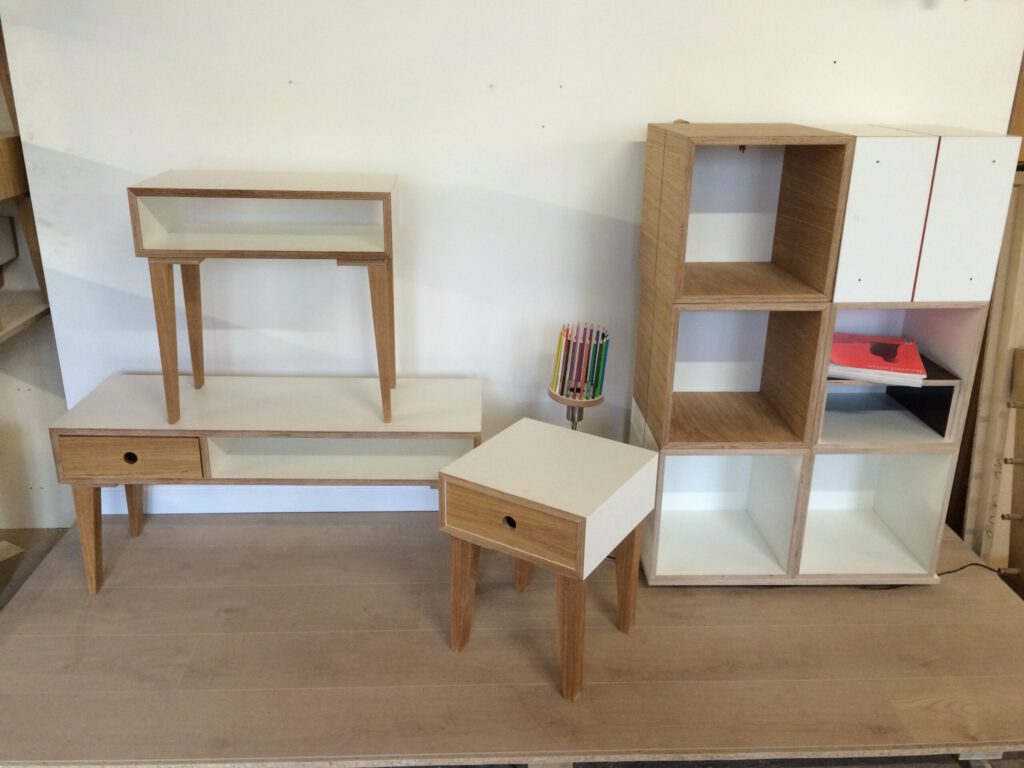 Hocker mit Stauraum