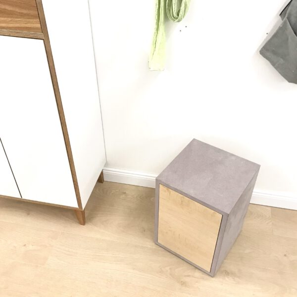 Hocker mit Stauraum grau