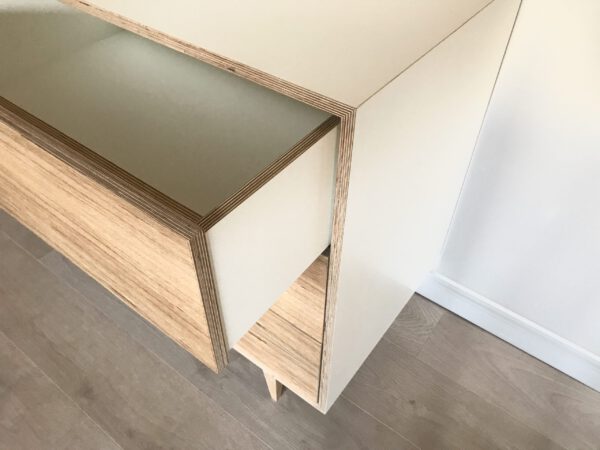 Sideboard Capsrider