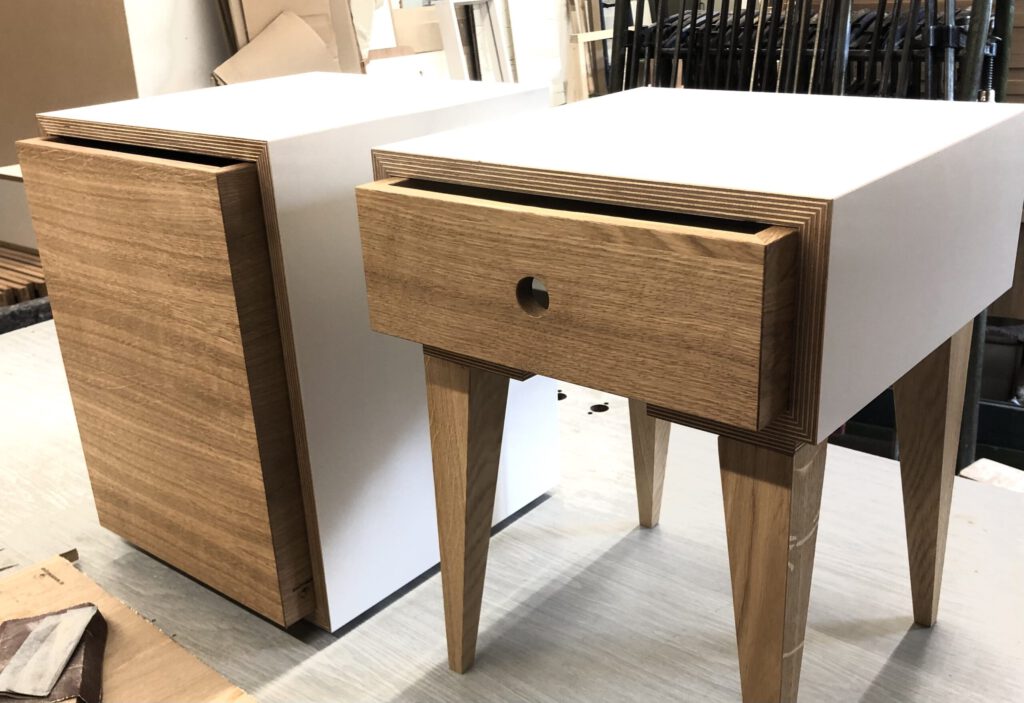 Hocker Mortimer und Hocker Stoolrider