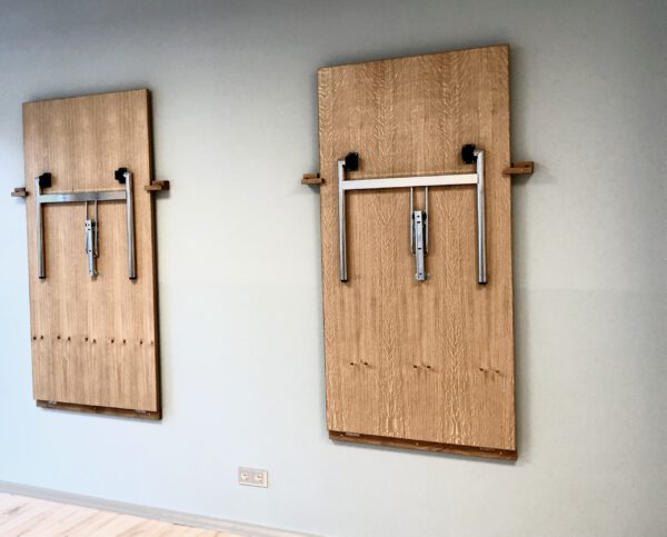 Kita-Klapptisch, aus Holz, verstaut